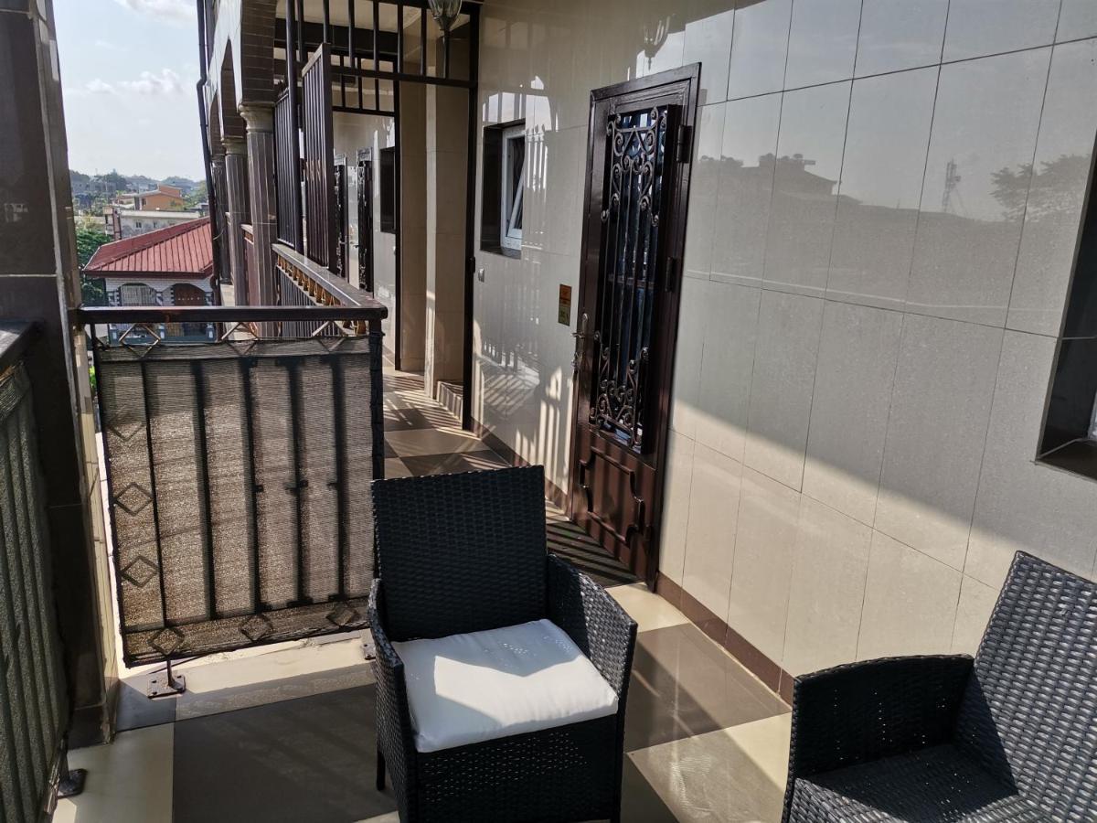 Residence Hoteliere Mb-202 C Douala Ngoại thất bức ảnh