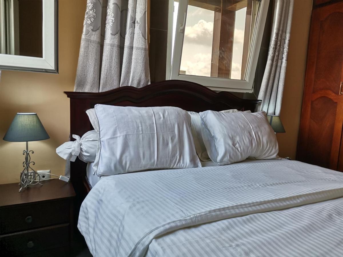 Residence Hoteliere Mb-202 C Douala Ngoại thất bức ảnh