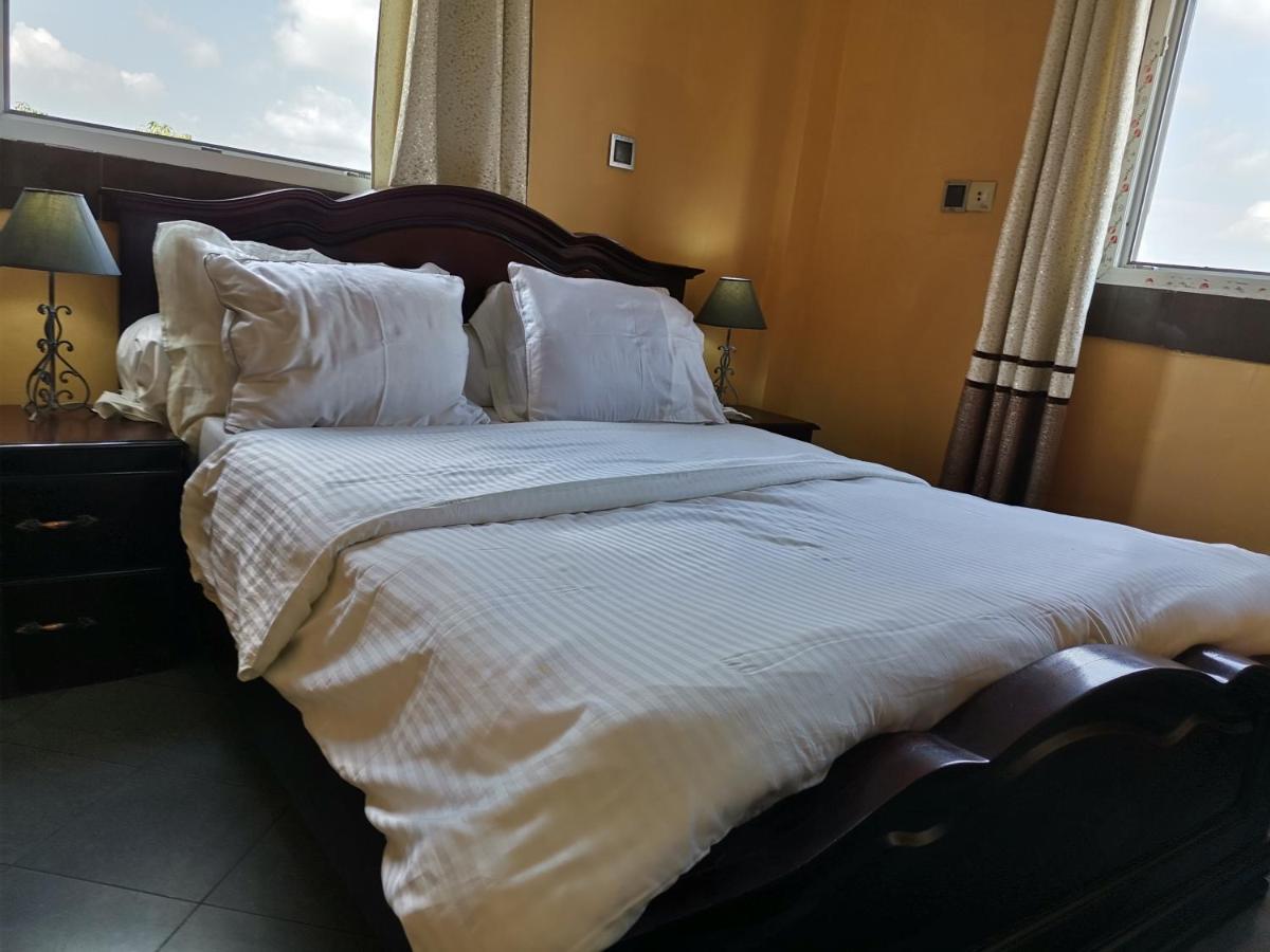 Residence Hoteliere Mb-202 C Douala Ngoại thất bức ảnh
