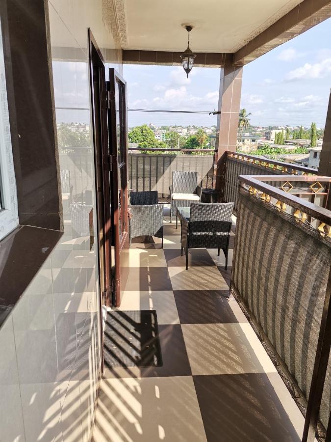 Residence Hoteliere Mb-202 C Douala Ngoại thất bức ảnh